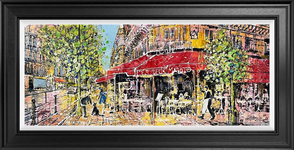 Coffee Life In The Parisan Streets