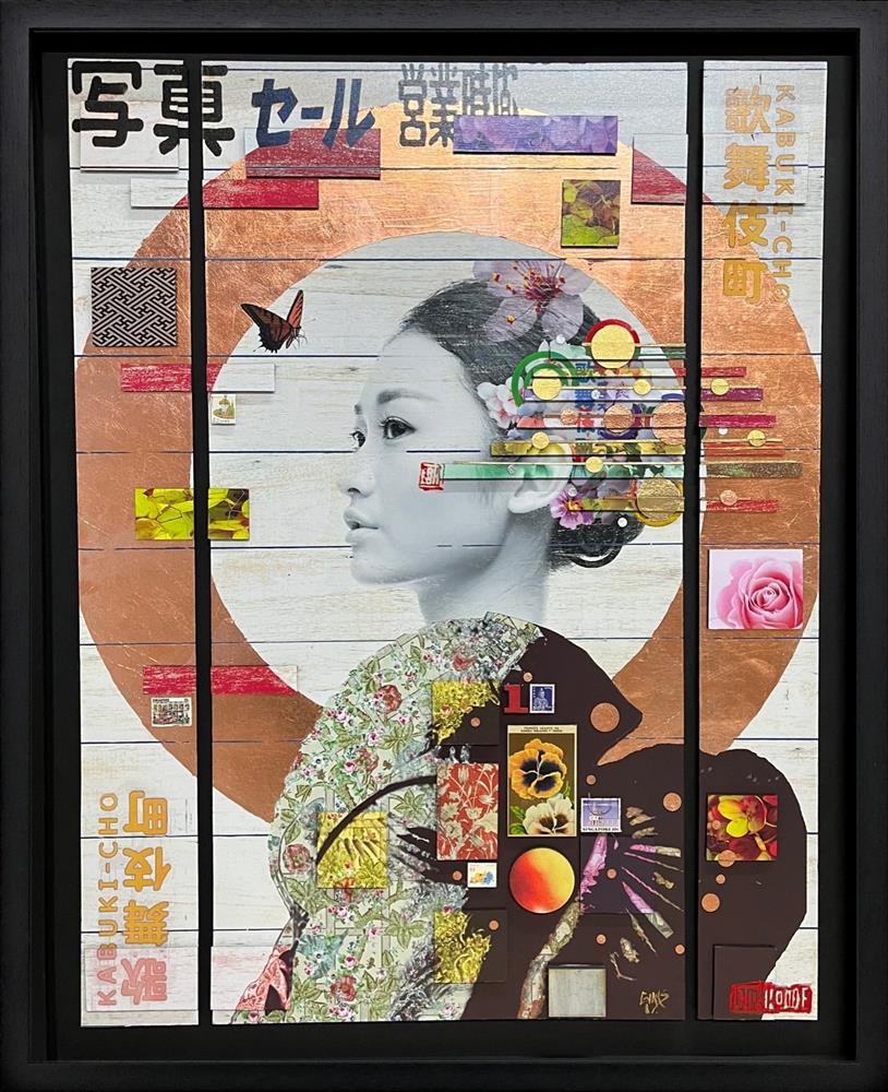 Porcelian Byobu In Layers Champagne Gold Leaf by The Trunk Of Funk