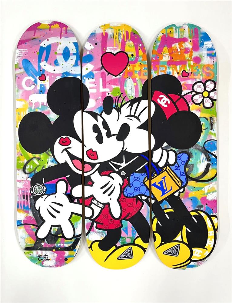 Vintage Kiss - Skatedeck by Emily Crook